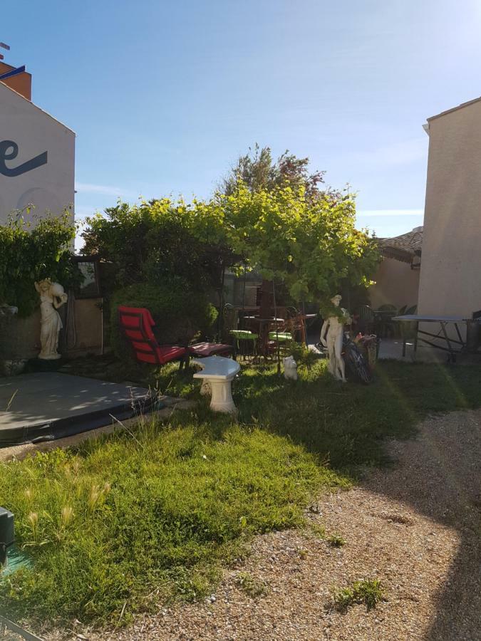 Maison Bernardo Naturist Agde Eksteriør billede